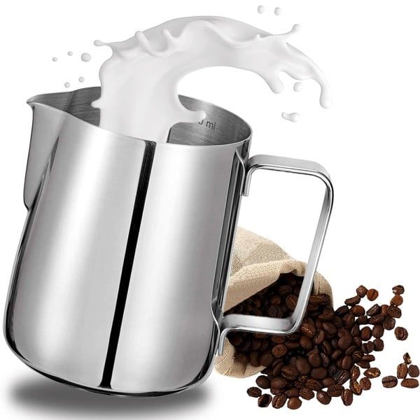 Cana din inox, latiera pentru spumare cu maner, Quasar & Co.®, cana de lapte sau cappucino, cu cioc, cana pentru bar, cana barista, 600 ml, h 11 cm Latiere 2024-11-21 2