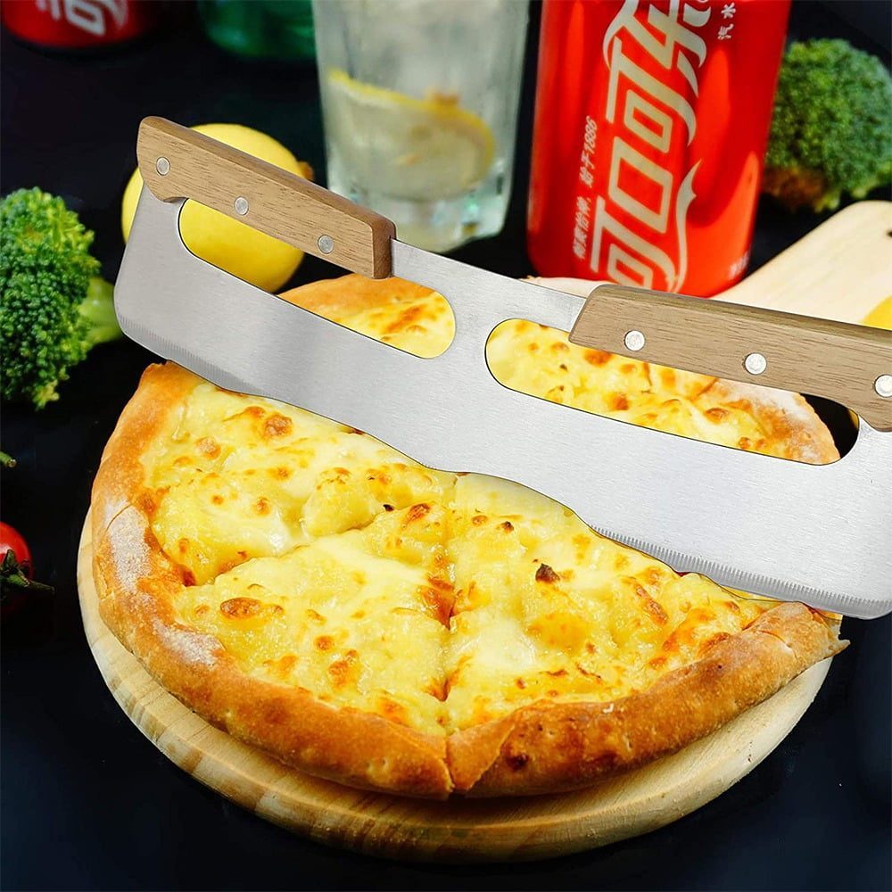 Cutit din inox pentru pizza Quasar & Co.®, cu taietor in V, 2 manere lemn, protectie lama, 35.5 x 10.5 cm, inox/lemn 5