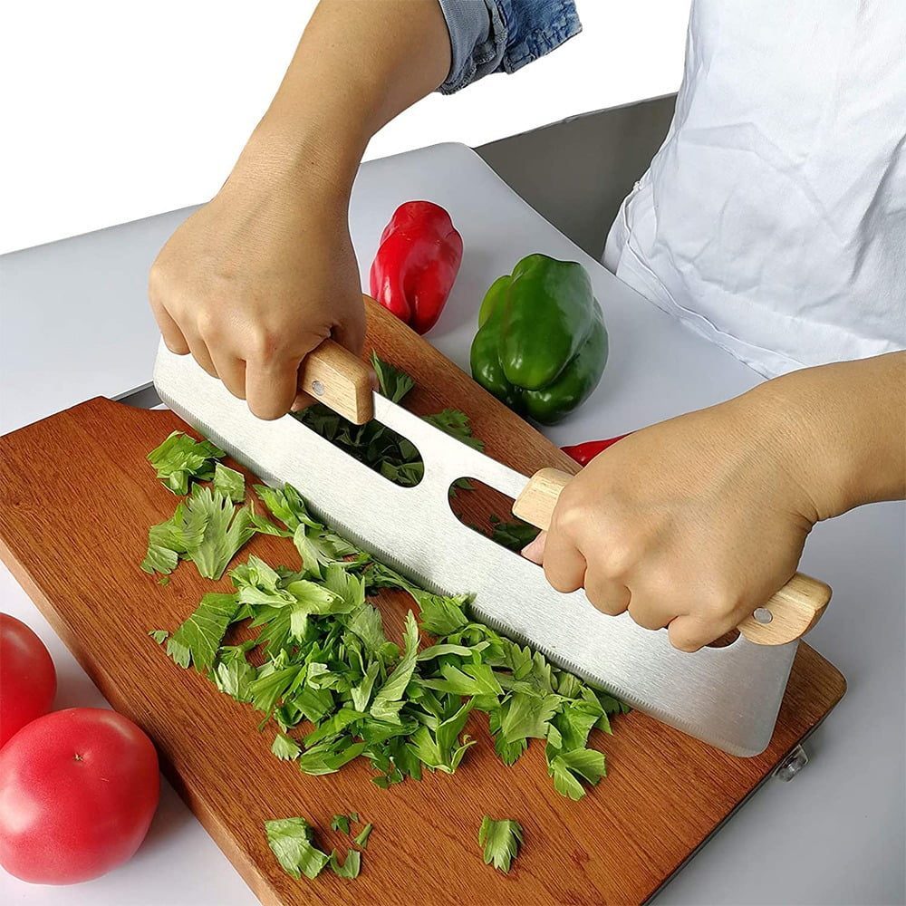 Cutit din inox pentru pizza Quasar & Co.®, cu taietor in V, 2 manere lemn, protectie lama, 35.5 x 10.5 cm, inox/lemn 6