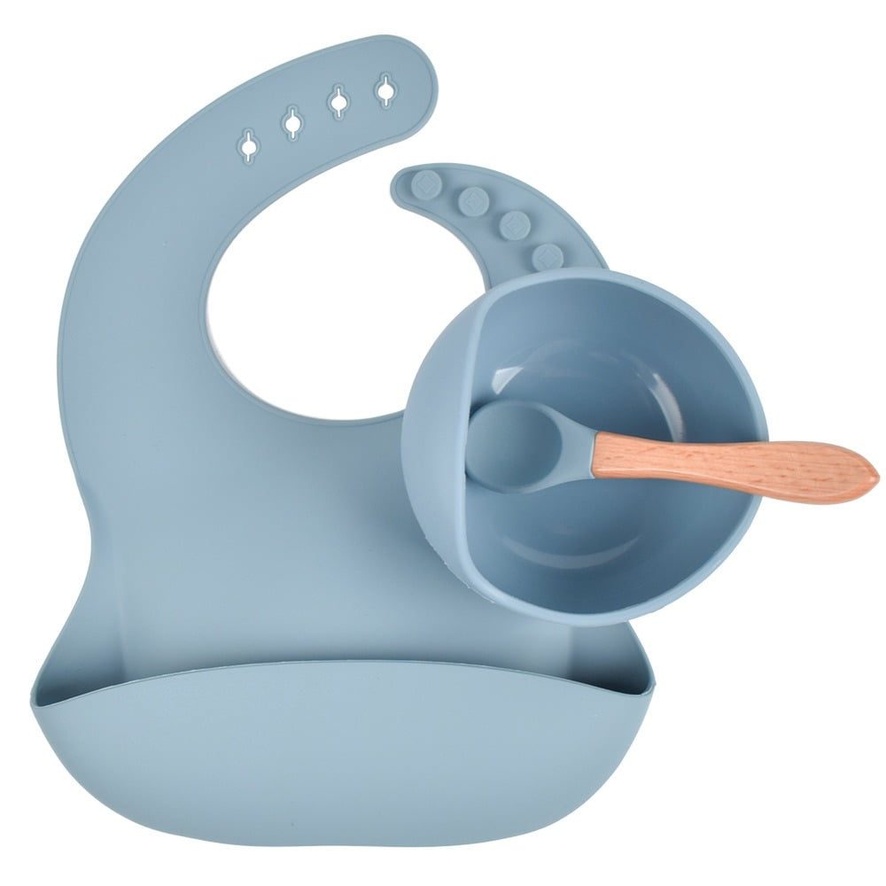 Set bavetica, bol si lingurita copii Quasar & Co.®, set hranire bebelusi, bleu prafuit 2 Set bavetica, bol si lingurita copii Quasar & Co.®, set hranire bebelusi, bleu prafuit 2
