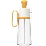 Oliviera Quasar & Co.®, cu perie dozatoare gradata si picurator, pentru ulei/otet/sosuri, din sticla, 550 ml, galben 11 Oliviera Quasar & Co.®, cu perie dozatoare gradata si picurator, pentru ulei/otet/sosuri, din sticla, 550 ml, galben 11