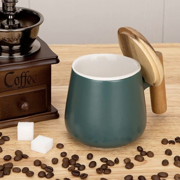 Set 2 cani cafea/ceai si lingurita, Quasar & Co.®, cu capac si maner bambus, lingurita inox, ceramica, 350 ml, roz pudrat/verde inchis - imagine 5