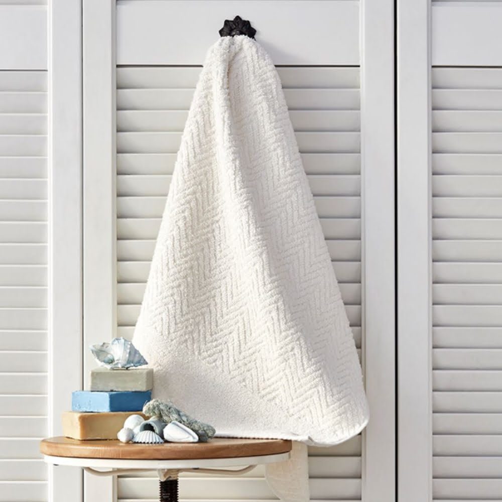 Prosop de baie, Nautica Zigzag, 100% bumbac, 570 g/mp, 70 x 140 cm, alb 2 Prosop de baie, Nautica Zigzag, 100% bumbac, 570 g/mp, 70 x 140 cm, alb 2