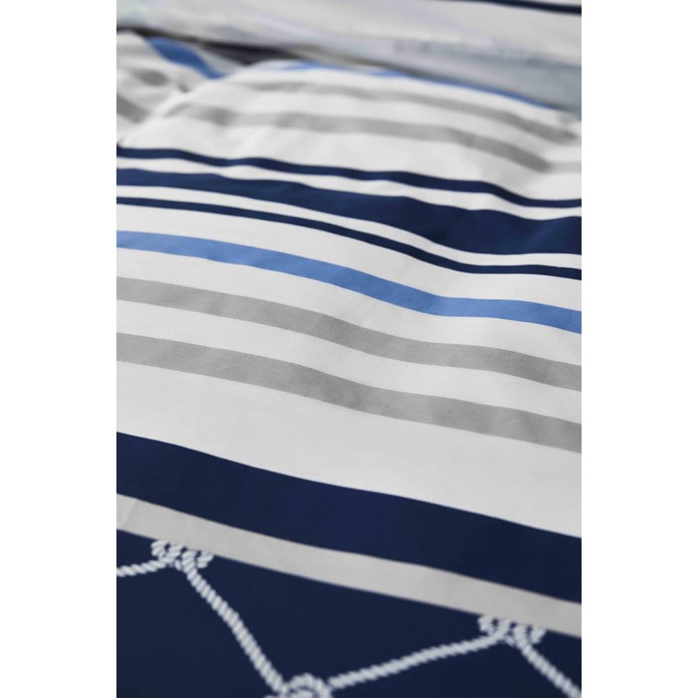 Set lenjerie de pat Nautica Knot, pat dublu, 4 piese, 100% bumbac, 240 x 260 cm, 200 x 220 cm, 2 x 50 x 70 cm 3 Set lenjerie de pat Nautica Knot, pat dublu, 4 piese, 100% bumbac, 240 x 260 cm, 200 x 220 cm, 2 x 50 x 70 cm 3
