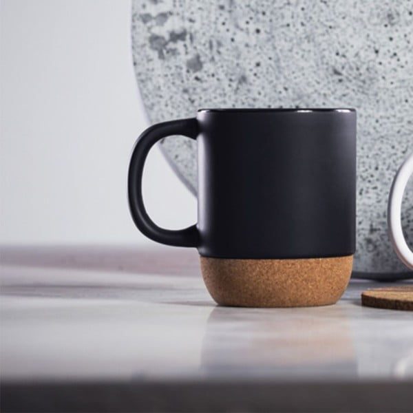 Set 2 cani cafea/ceai, Quasar & Co.®, pretabile voiaj/calatorie, cu capac to go, baza de pluta, ceramica, 400 ml, corai/negru - imagine 5