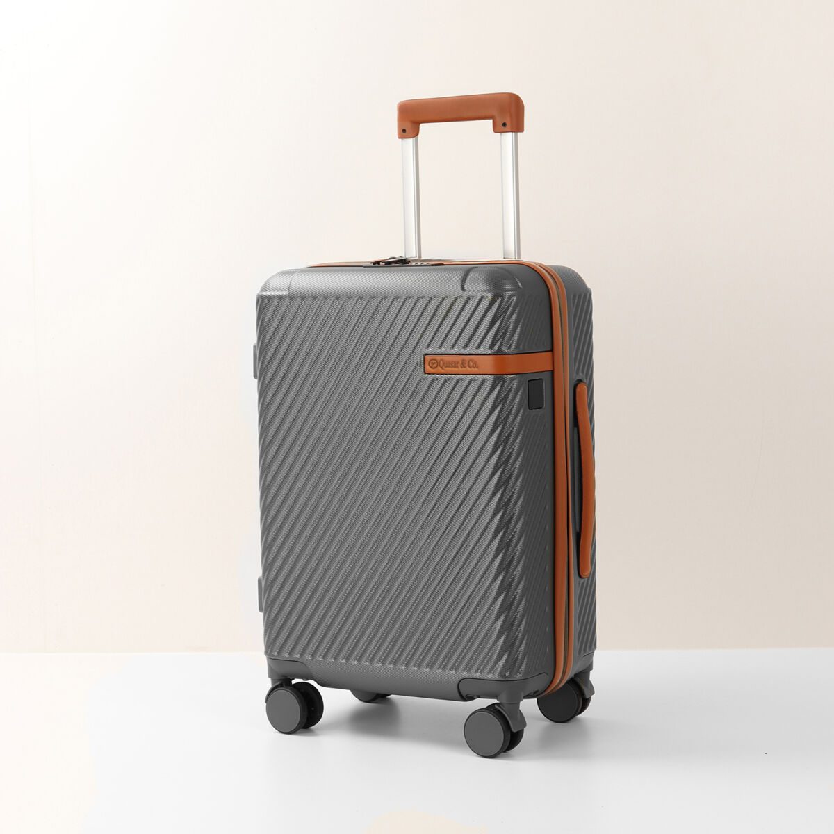 Troler mare Quasar & Co.®, 74x48x30 cm, bagaj de cala, valiza cu cifru, maner telescopic lung, geamantan cu 4 roti duble silentioase 360°, ABS, 2 compartimente cu buzunar, LUXOR, gri 3
