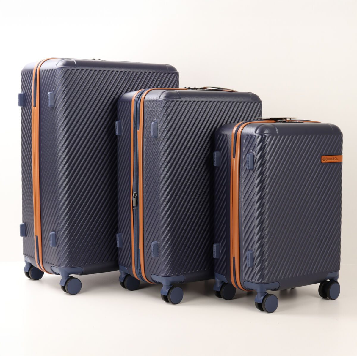 Set 3 trolere, Quasar & Co.®, S/M/L, valize, bagaje cu cifru, maner telescopic, geamantane cu 4 roti duble silentioase 360°, ABS, cate 2 compartimente cu buzunar, LUXOR, albastru 4 Set 3 trolere, Quasar & Co.®, S/M/L, valize, bagaje cu cifru, maner telescopic, geamantane cu 4 roti duble silentioase 360°, ABS, cate 2 compartimente cu buzunar, LUXOR, albastru 4